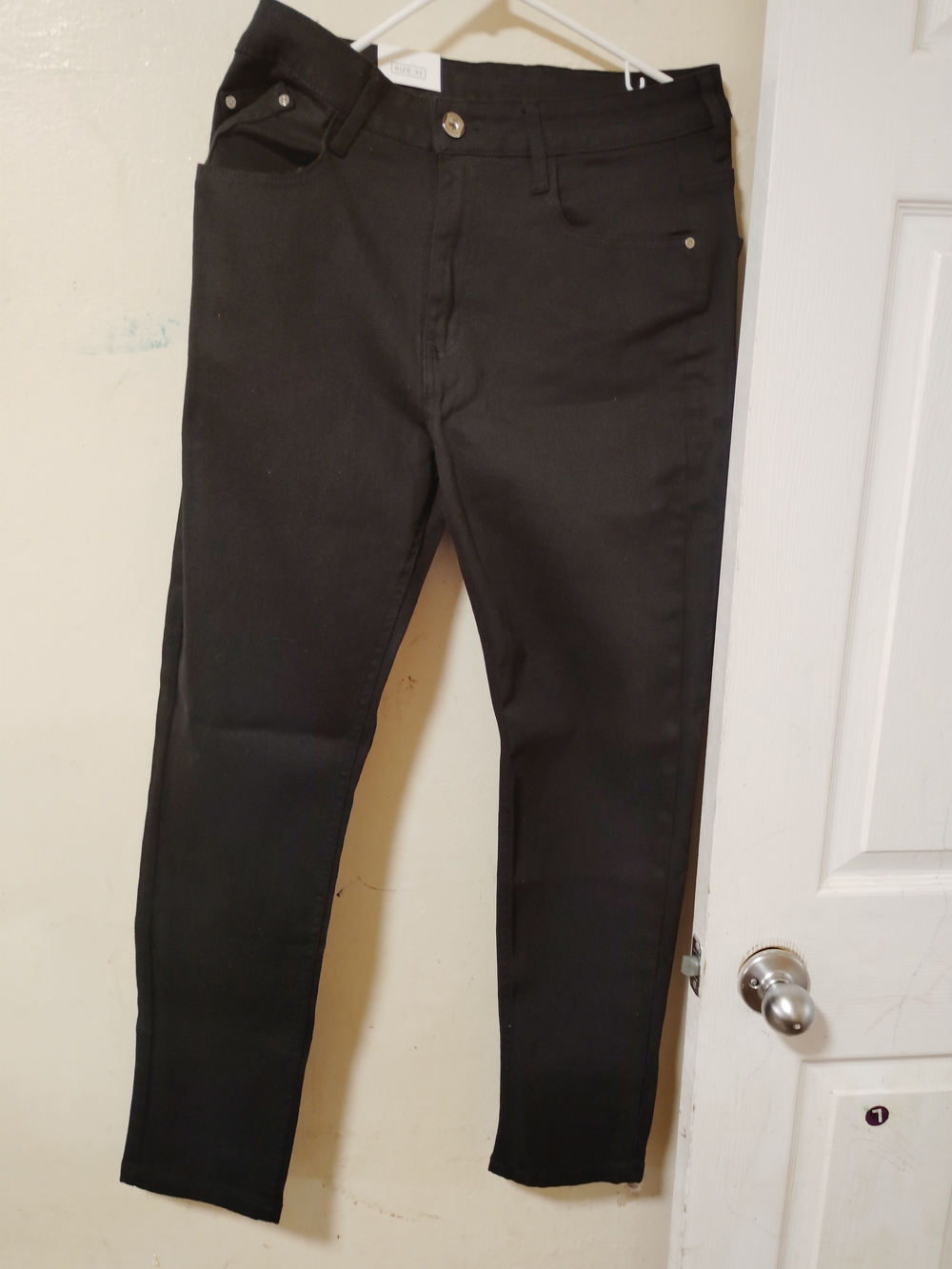 Men's Skinny Black Jeans - Sleek Stretch Fit